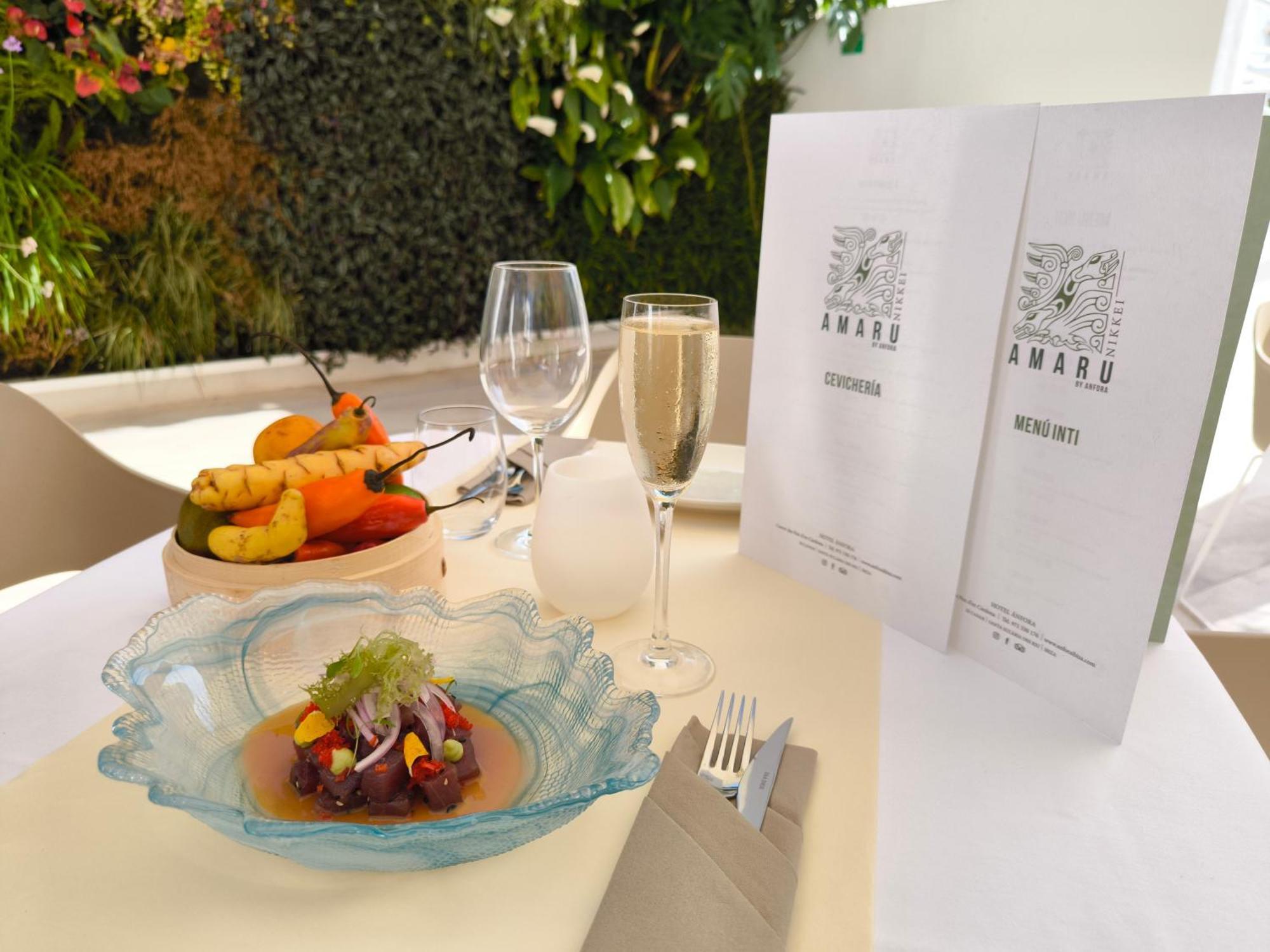 Hotel Anfora Ibiza Эс-Кана Экстерьер фото
